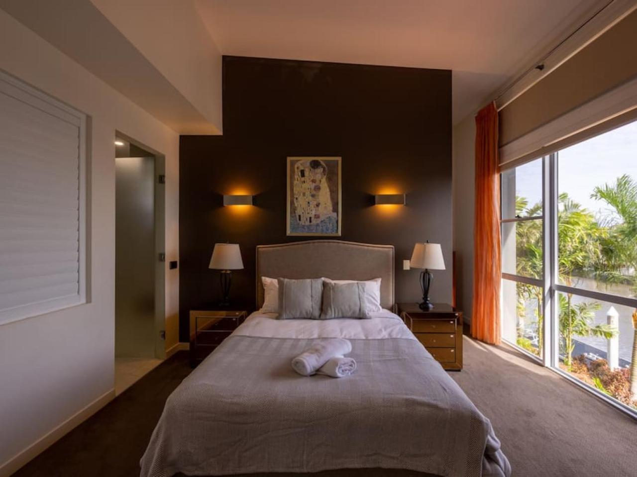 Luxurious 6br Retreat Wpool Port Biggerawaters *