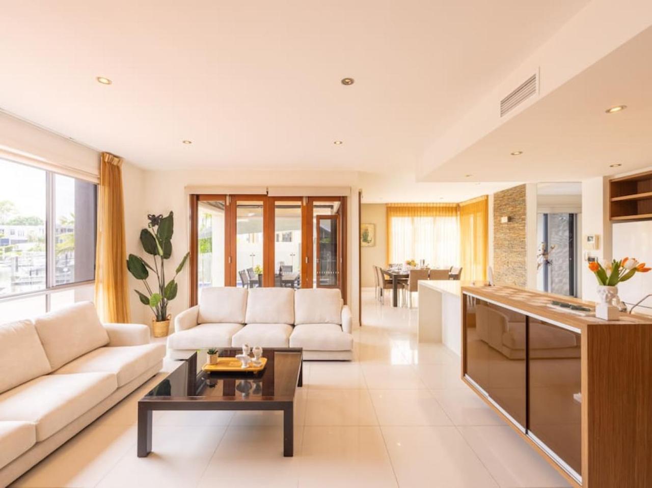 Luxurious 6br Retreat Wpool Port Biggerawaters Holiday home *
